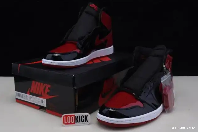 1st Kicks Shoes Jordan Patent Air OG High Bred 555088-063 1 0517